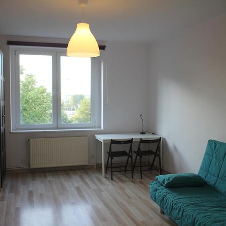 Dwuosobowy Pokoj W Mieszkaniu Czteropokojowym W Centrum Gdyni. Apartment กดิเนีย ภายนอก รูปภาพ